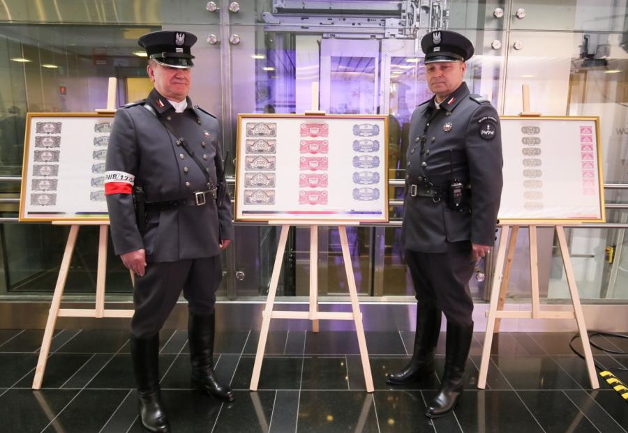 UNIKATOWE BANKNOTY Z SERII LUBELSKIEJ ZAPREZENTOWANE W POLSKIEJ WYTWÓRNI PAPIERÓW WARTOŚCIOWYCH