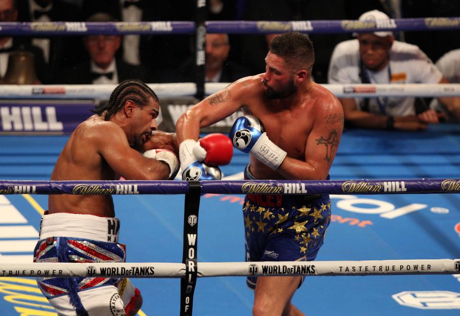 David Haye trzy razy leżał na deskach. Tony Bellew wygrał w piątej rundzie