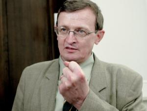 Poseł PiS staje w obronie bitych kobiet