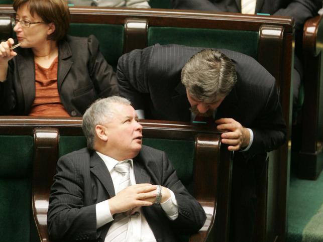 Klimatyzacja wygoniła Kaczyńskiego z Sejmu?