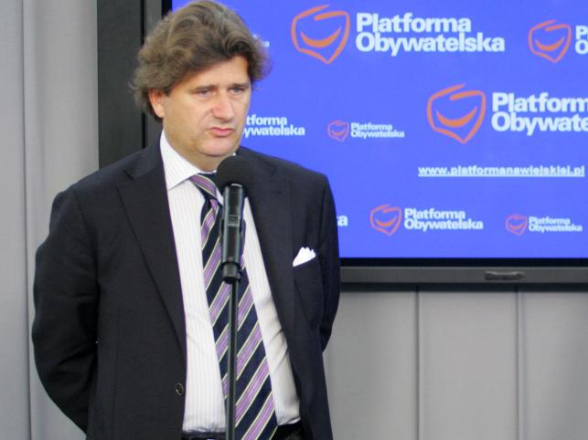 Palikot: pomnik kłamie o Kaczyńskim