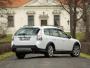 Saab 9-3X - szwedzka stal gotowa do przygody. Dzielnie zwalczy dziki teren, choć woli asfaltowe bulwary. Mogą być dziurawe jak sito - czyli idealnie sprawdza się na polskich drogach... 