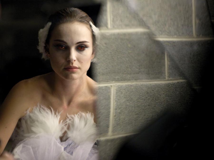 Natalie Portman w filmie "Czarny Łabędź"