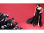 Angelina Jolie olśniła w niezwykle strojnej i wyciętej, czekoladowej kreacji Atelier Versace