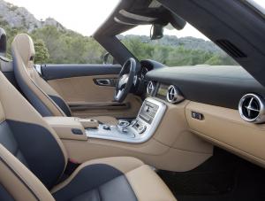 Oto nowy Mercedes SLS roadster 