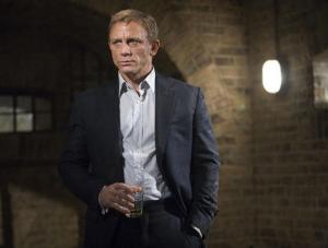 Daniel Craig jako Bond, James Bond