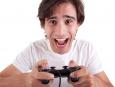 Jest za to wielu panów, którzy ucieszą się z gier komputerowych i akcesoriów, które takie granie ułatwią, np. nowego gamepada