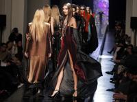 Mężczyzna modelką! Andrej Pejic na wybiegu w pokazie Gaultiera
