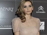 "Frytka" w wartej fortunę sukience Valentino i... za dużych butach