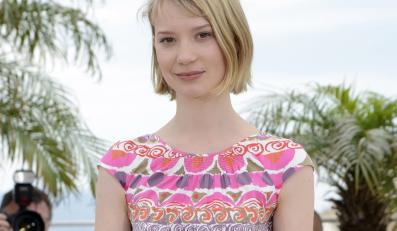 Mia Wasikowska po Cannes rusza na pustynię