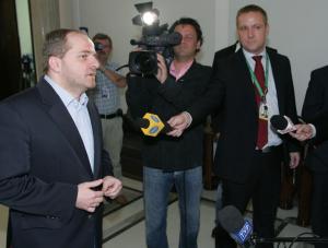 Posłowie PiS wymyślili, jak omijać bojkot TVN