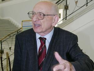 Bartoszewski: Kłamstwo bez kary? Niemoralne