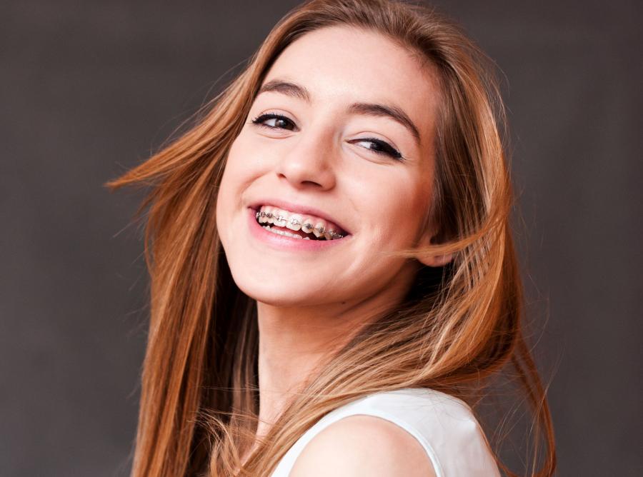 MIT 8 - Efekt leczenia ortodontycznego zależy tylko od pracy dentysty