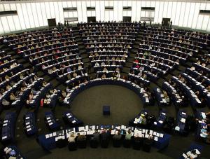 140 tys. złotych dla europosłów
