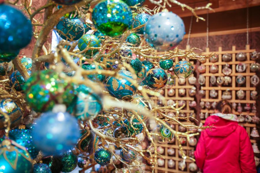 Produkcja bombek i ozdób choinkowych