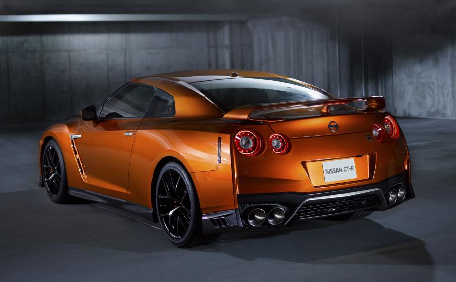 Nissan GT-R