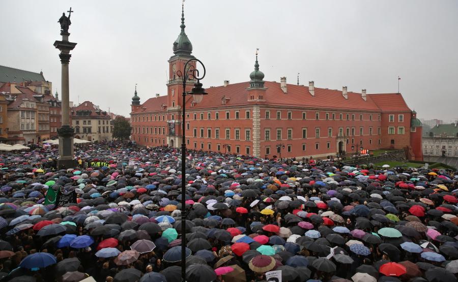 Protest na Placu Zamkowym