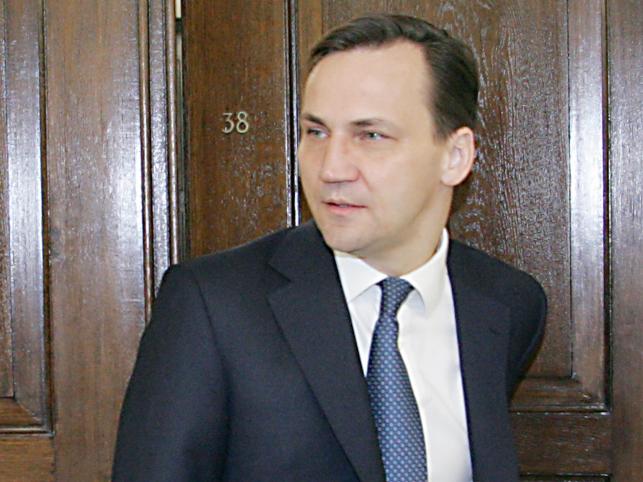 Szef MSZ Radosław Sikorski dla DZIENNIKA: Alibi Jaruzelskiego jest coraz słabsze