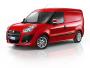 Nowe doblo cargo - Wymiary - długość przestrzeni ładunkowej do 2,2 m, szerokość między nadkolami 1,23 m, pojemność od 3,4 do 4,2 metrów sześciennych, nośność od 750 do 1000 kg, zużycie
paliwa w cyklu mieszanym na poziomie 4,8 l/100 km i zasięg 1250 km przy silniku 1.3 Multijet
